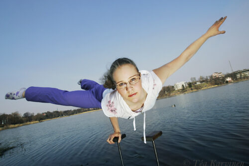 Senja Korkkula, a circus artist