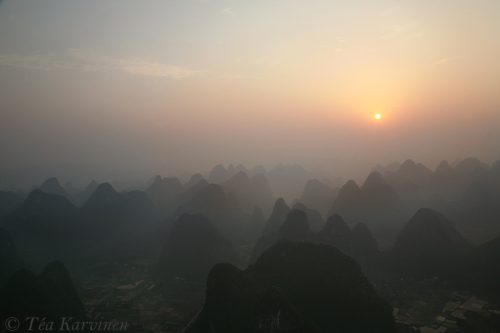 2495 – Early morning hot air balloon flight in China